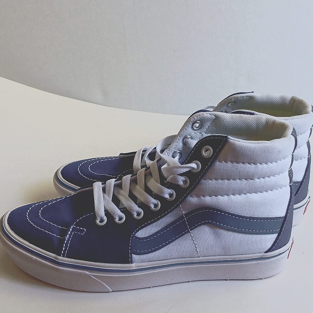 VANS  SNEAKERS